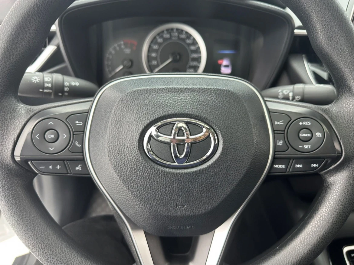 Toyota Corolla, 2022г, передний привод, вариатор