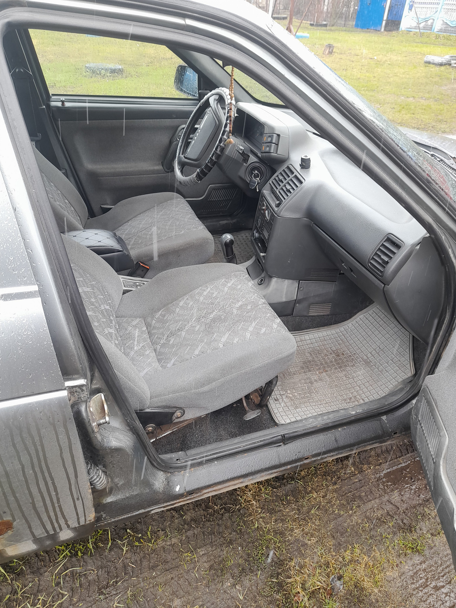 Lada (ВАЗ) 2111, 2005г, передний привод, механика