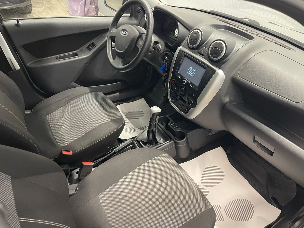 Lada (ВАЗ) Granta, 2014г, передний привод, механика