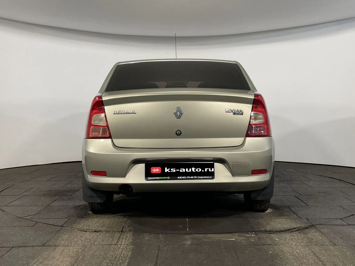 Renault Logan, 2011г, передний привод, механика