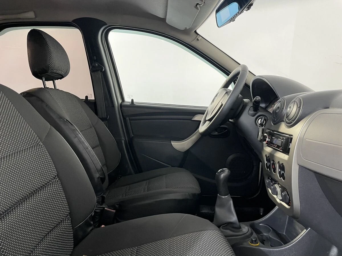 Renault Logan, 2011г, передний привод, механика