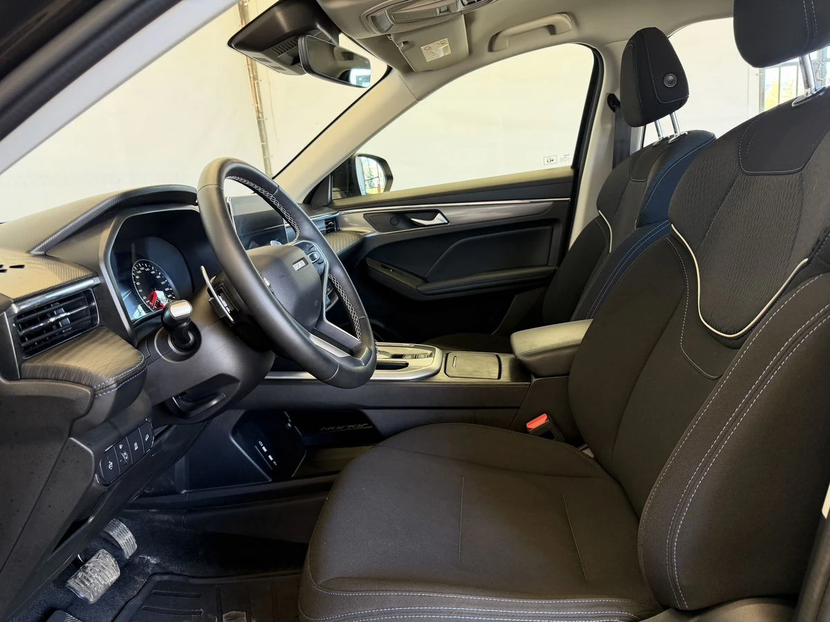 Haval Jolion, 2023г, полный привод, робот