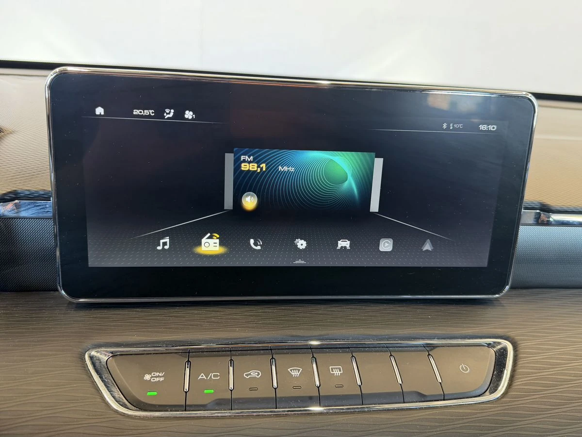 Haval Jolion, 2023г, полный привод, робот