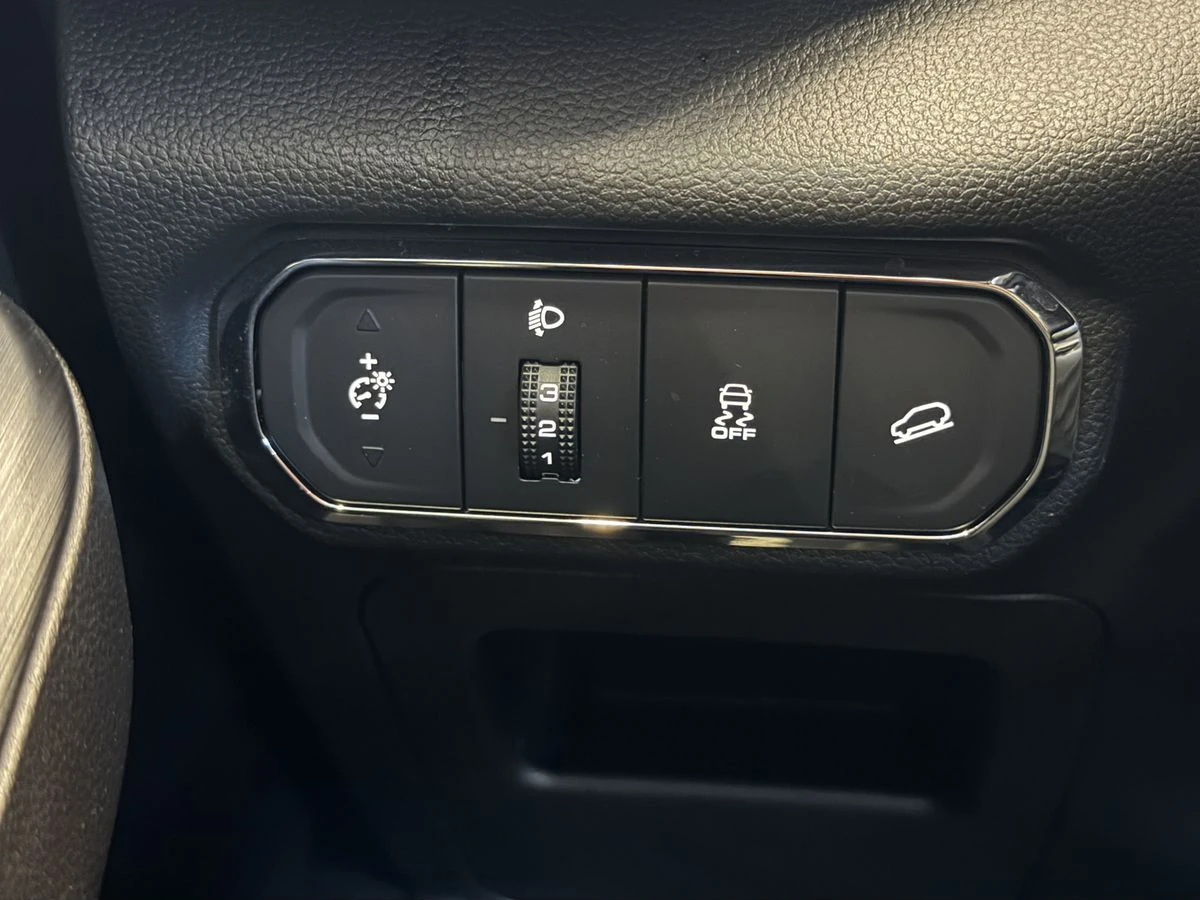 Haval Jolion, 2023г, полный привод, робот