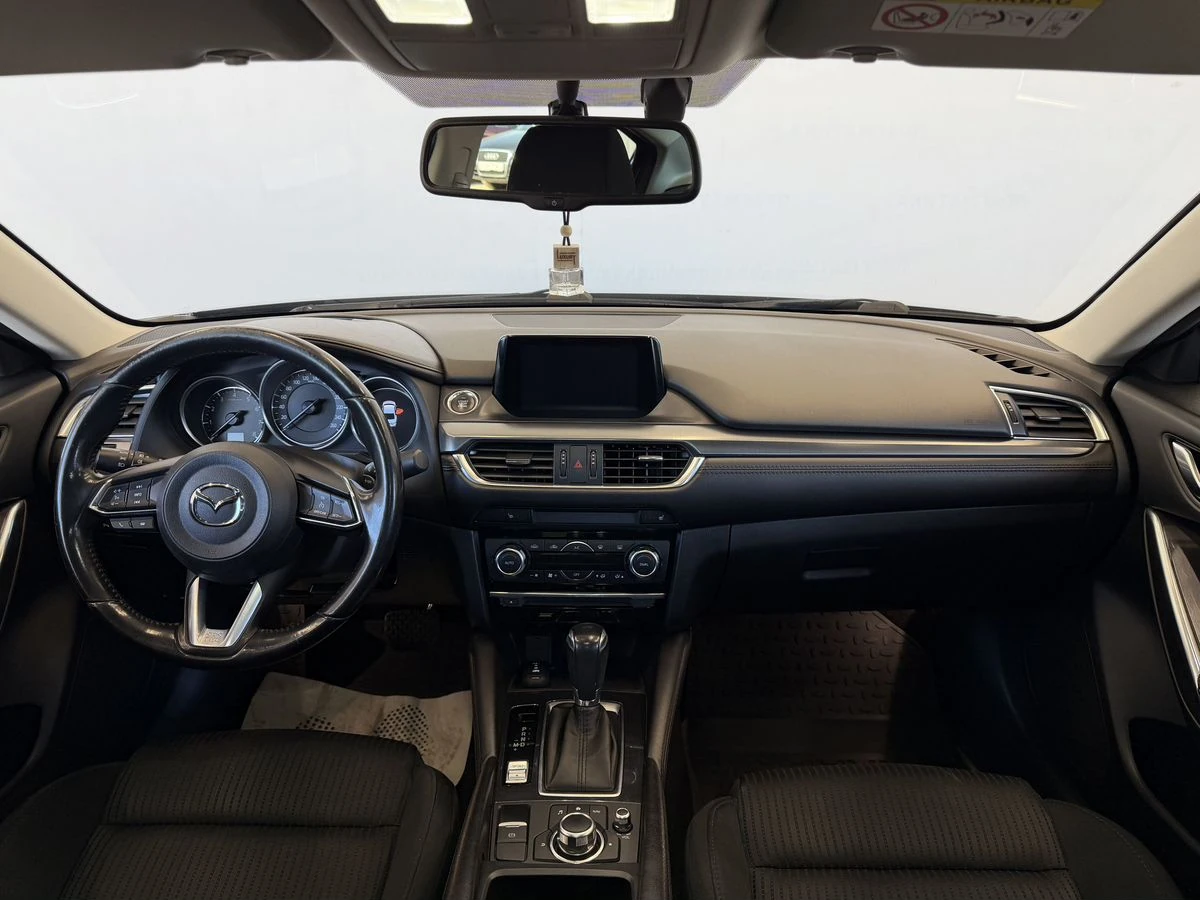Mazda 6, 2017г, передний привод, автомат