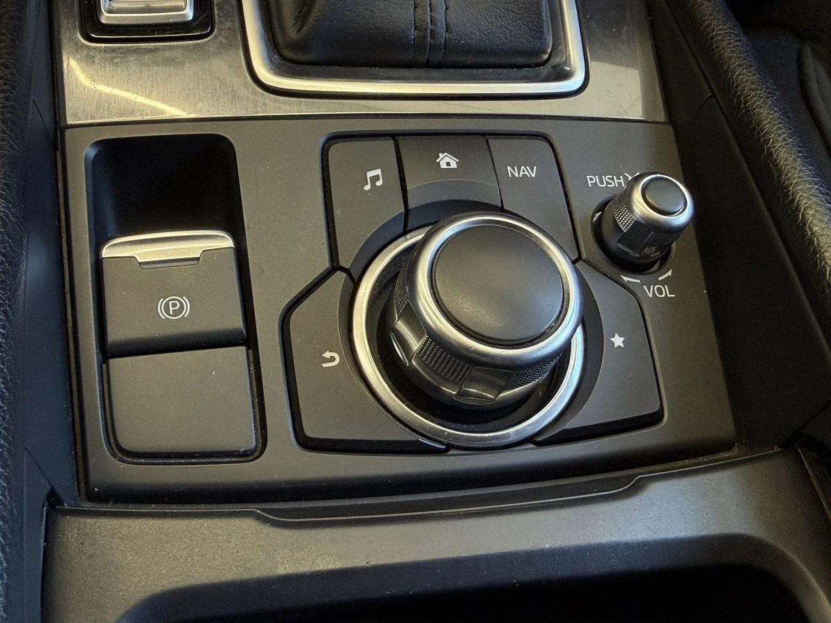 Mazda 6, 2017г, передний привод, автомат