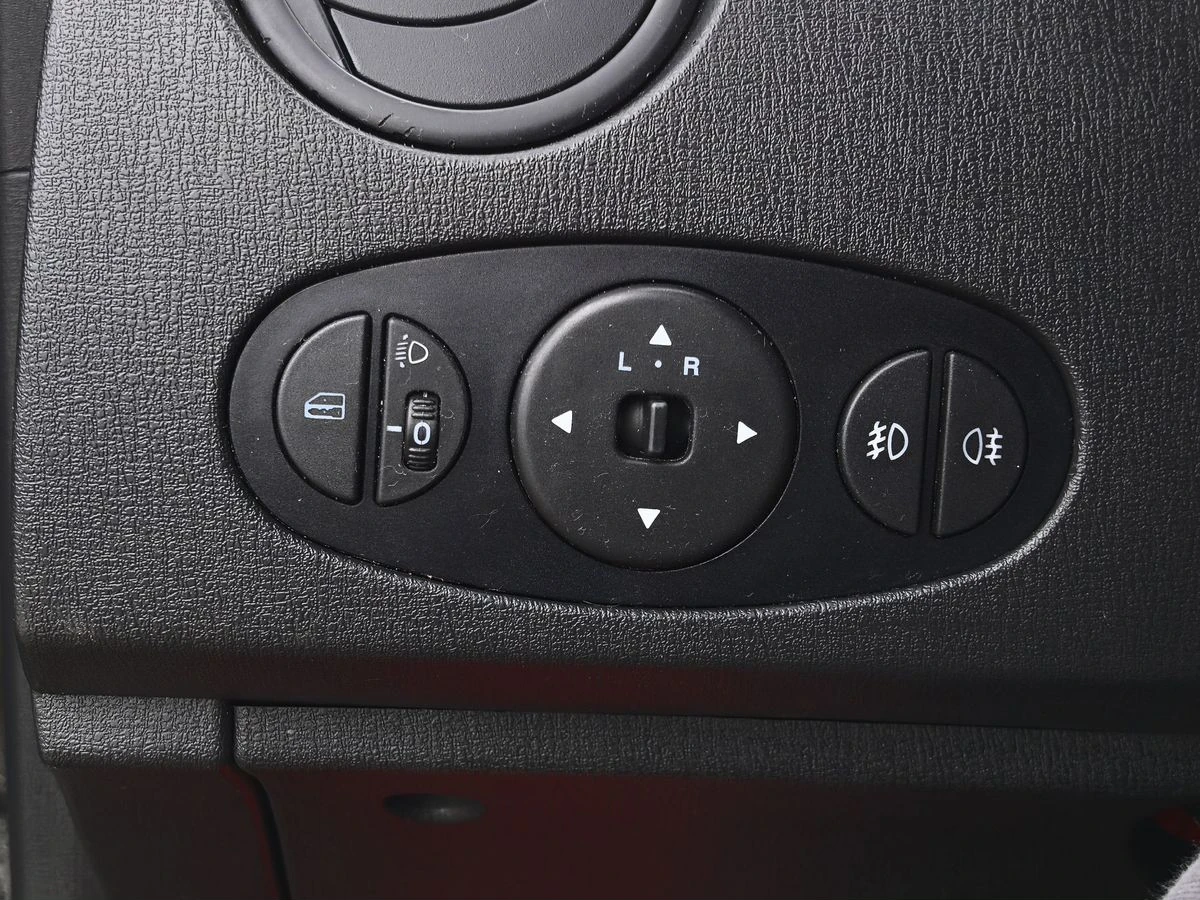 Lifan Smily, 2013г, передний привод, механика