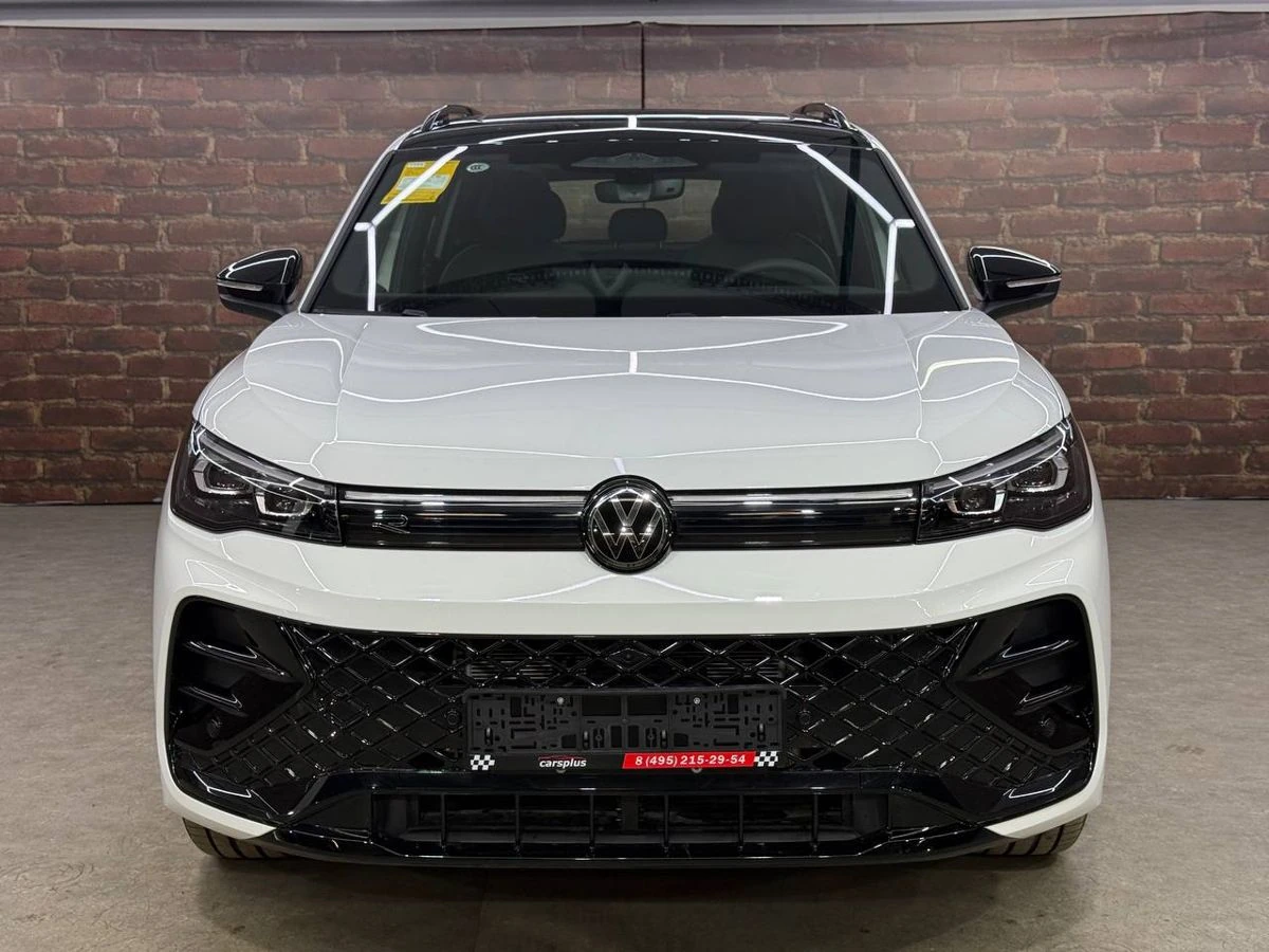 Volkswagen Tiguan, 2026г, полный привод, робот