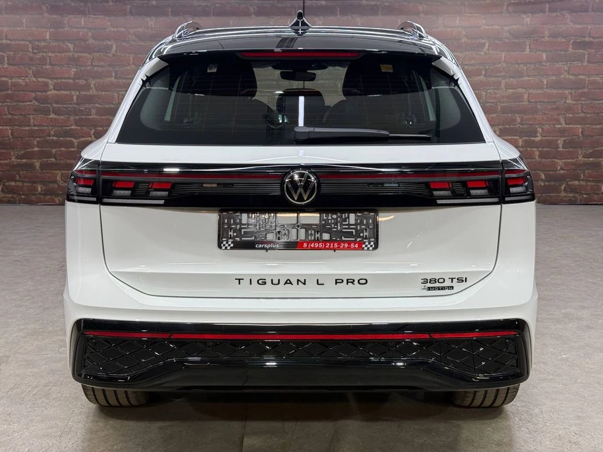 Volkswagen Tiguan, 2026г, полный привод, робот