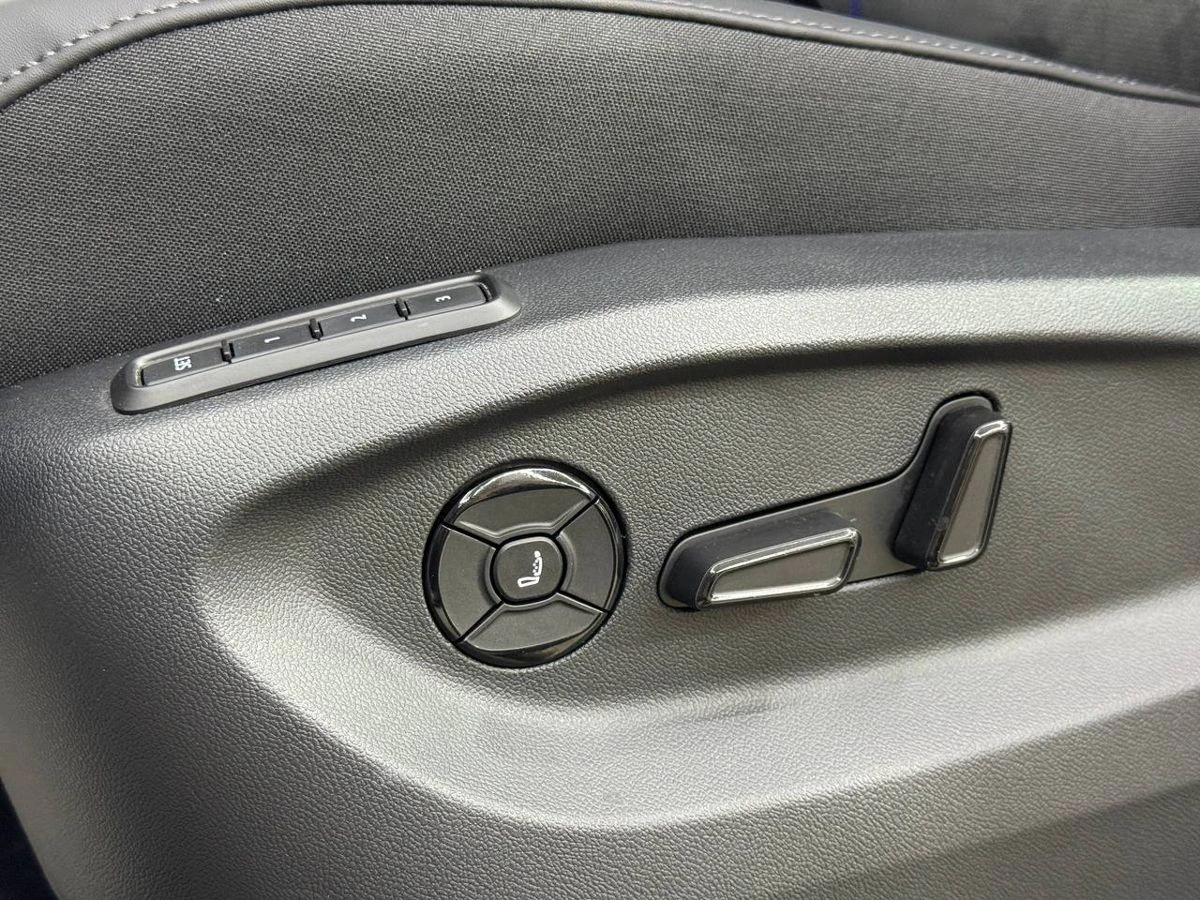 Volkswagen Tiguan, 2026г, полный привод, робот