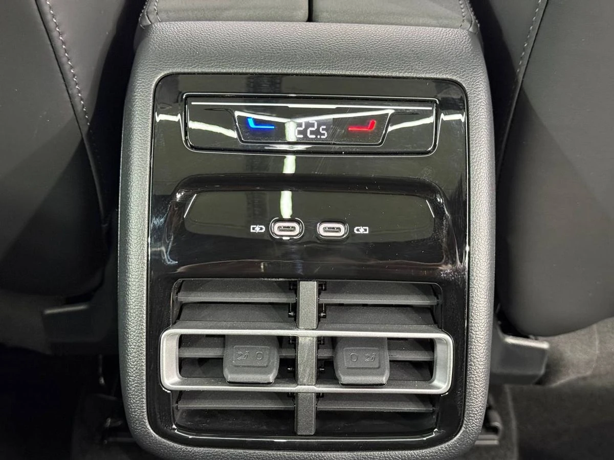 Volkswagen Tiguan, 2026г, полный привод, робот