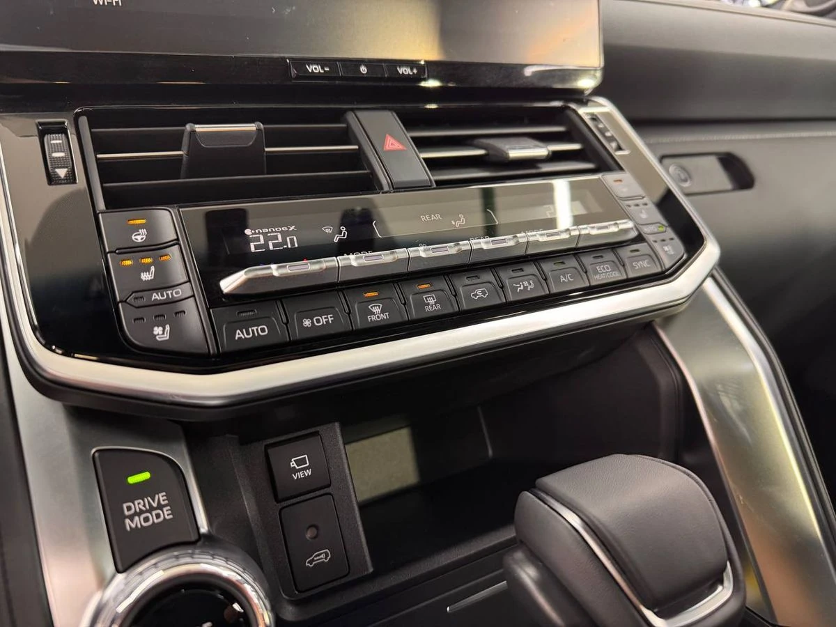 Toyota Land Cruiser, 2026г, полный привод, автомат