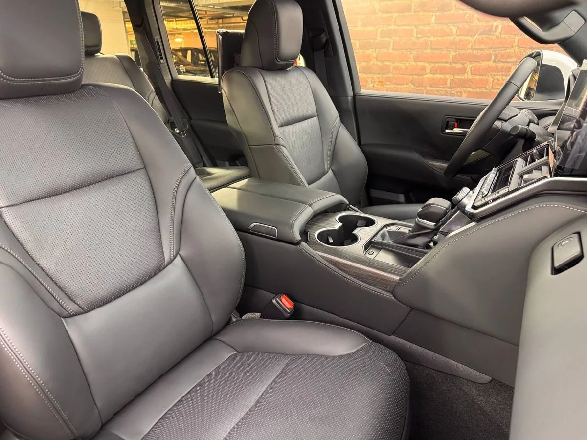 Toyota Land Cruiser, 2026г, полный привод, автомат