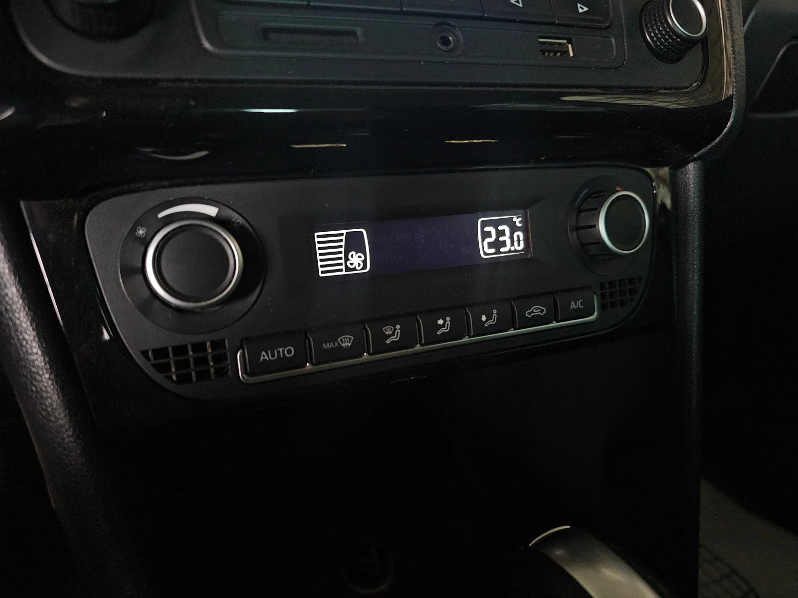 Volkswagen Polo, 2014г, передний привод, автомат