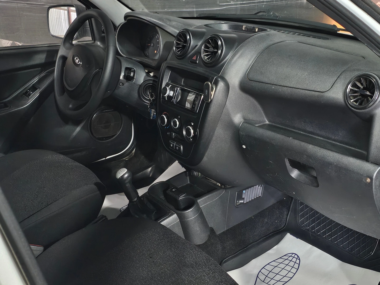 Lada (ВАЗ) Granta, 2012г, передний привод, механика