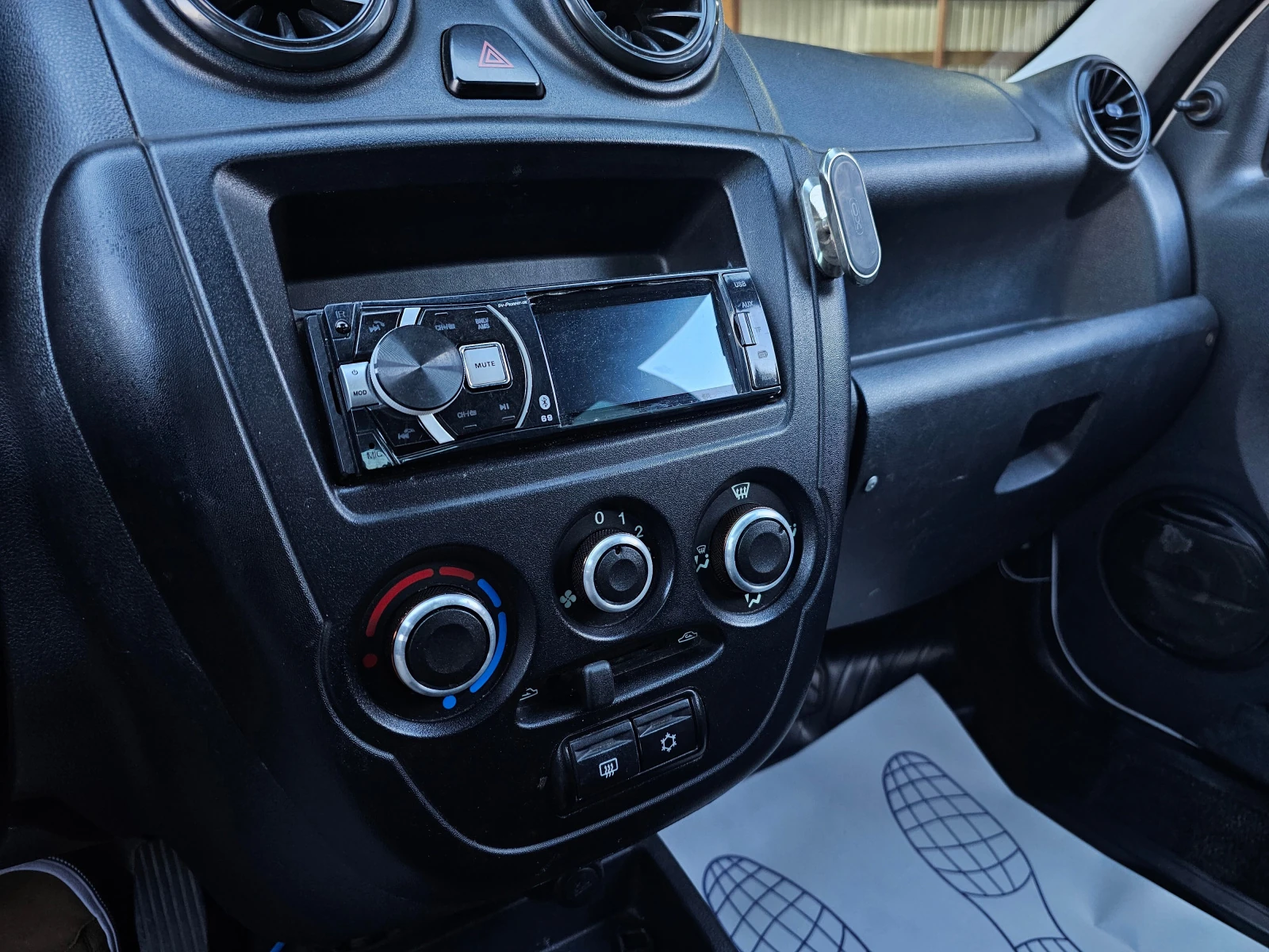 Lada (ВАЗ) Granta, 2012г, передний привод, механика