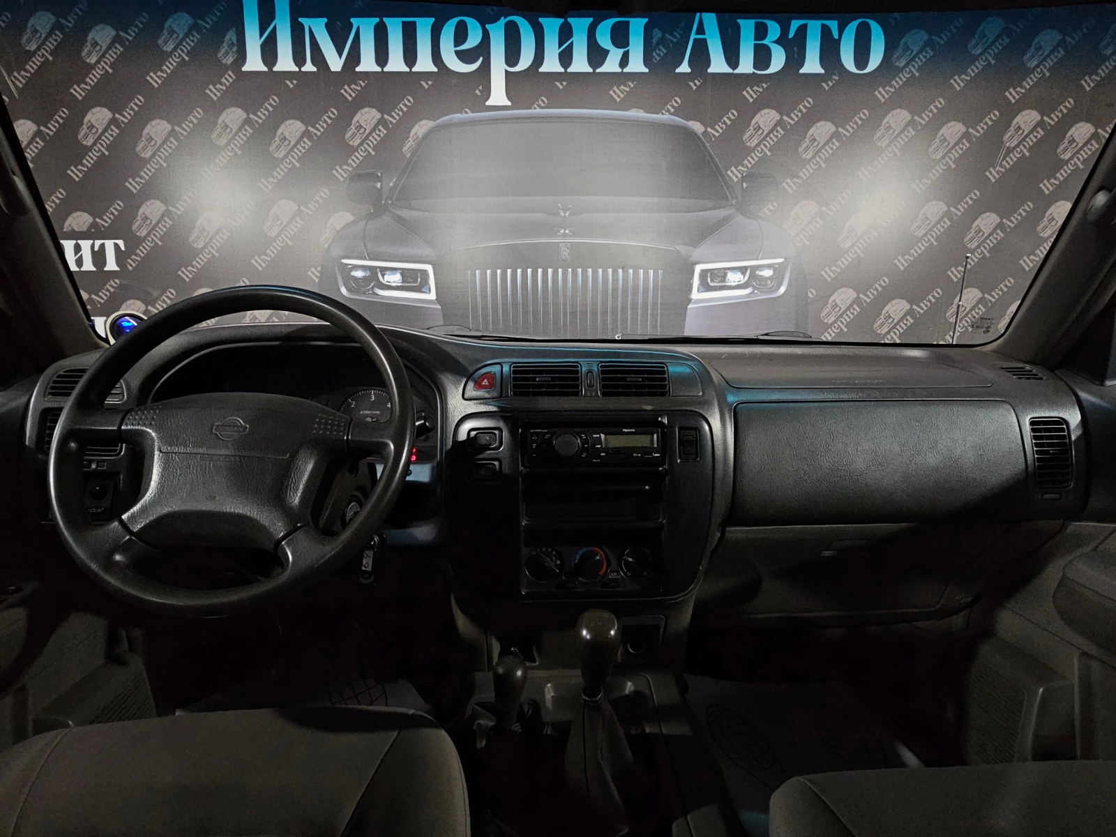 Nissan Patrol, 1999г, полный привод, механика