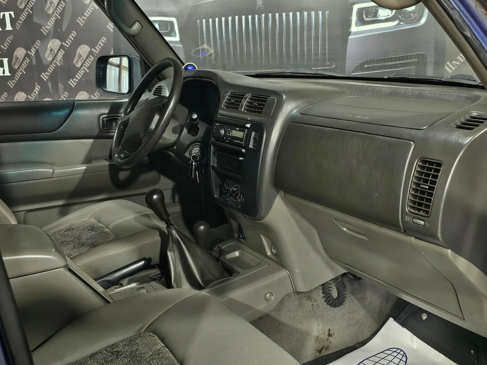 Nissan Patrol, 1999г, полный привод, механика