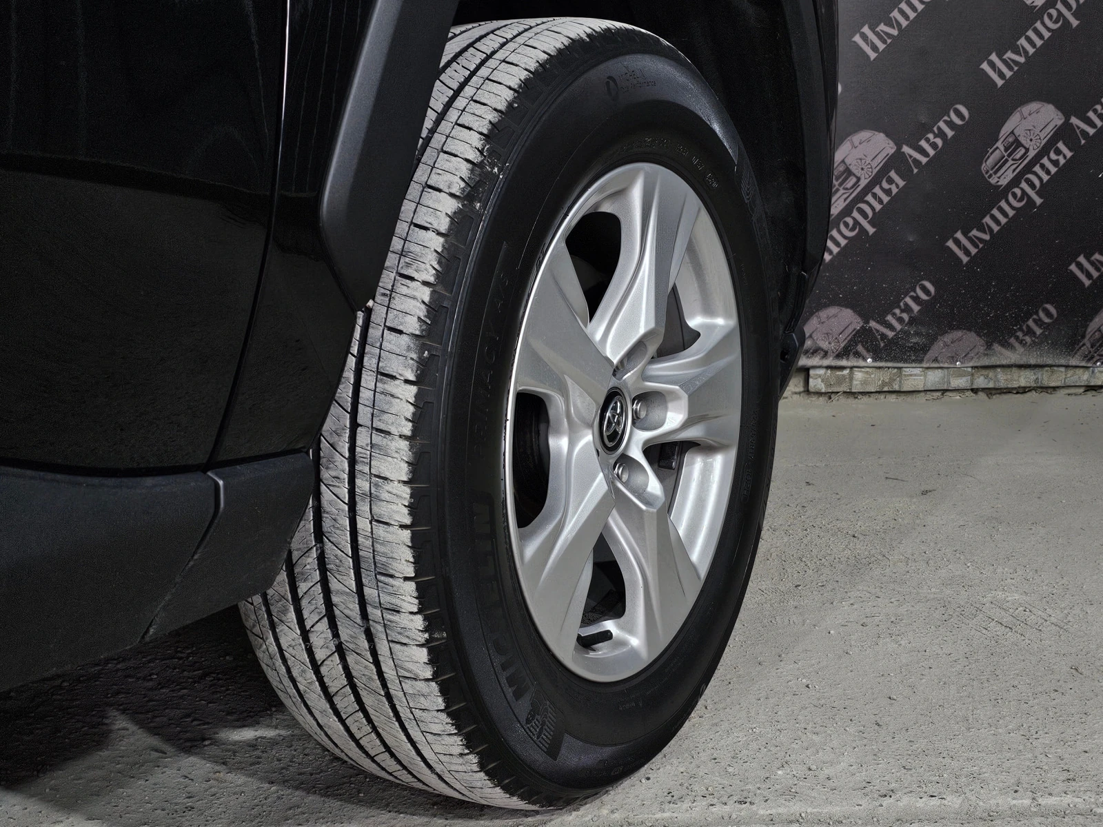 Toyota RAV4, 2020г, полный привод, автомат