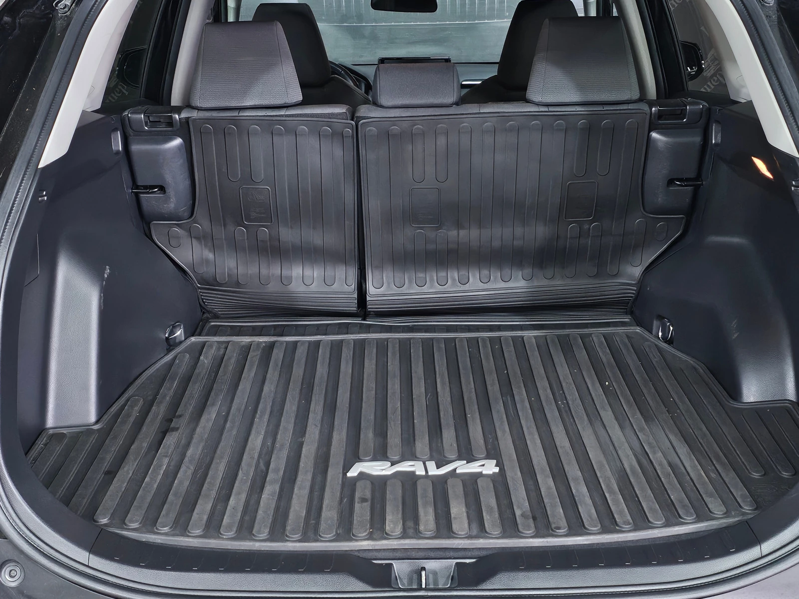 Toyota RAV4, 2020г, полный привод, автомат