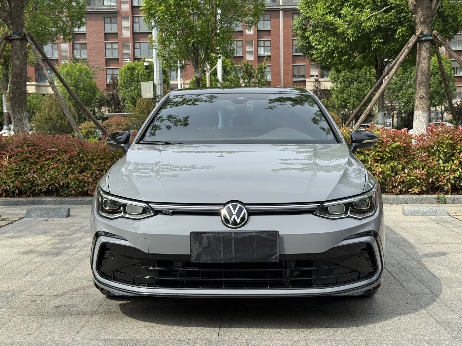 Volkswagen Golf, 2021г, передний привод, робот