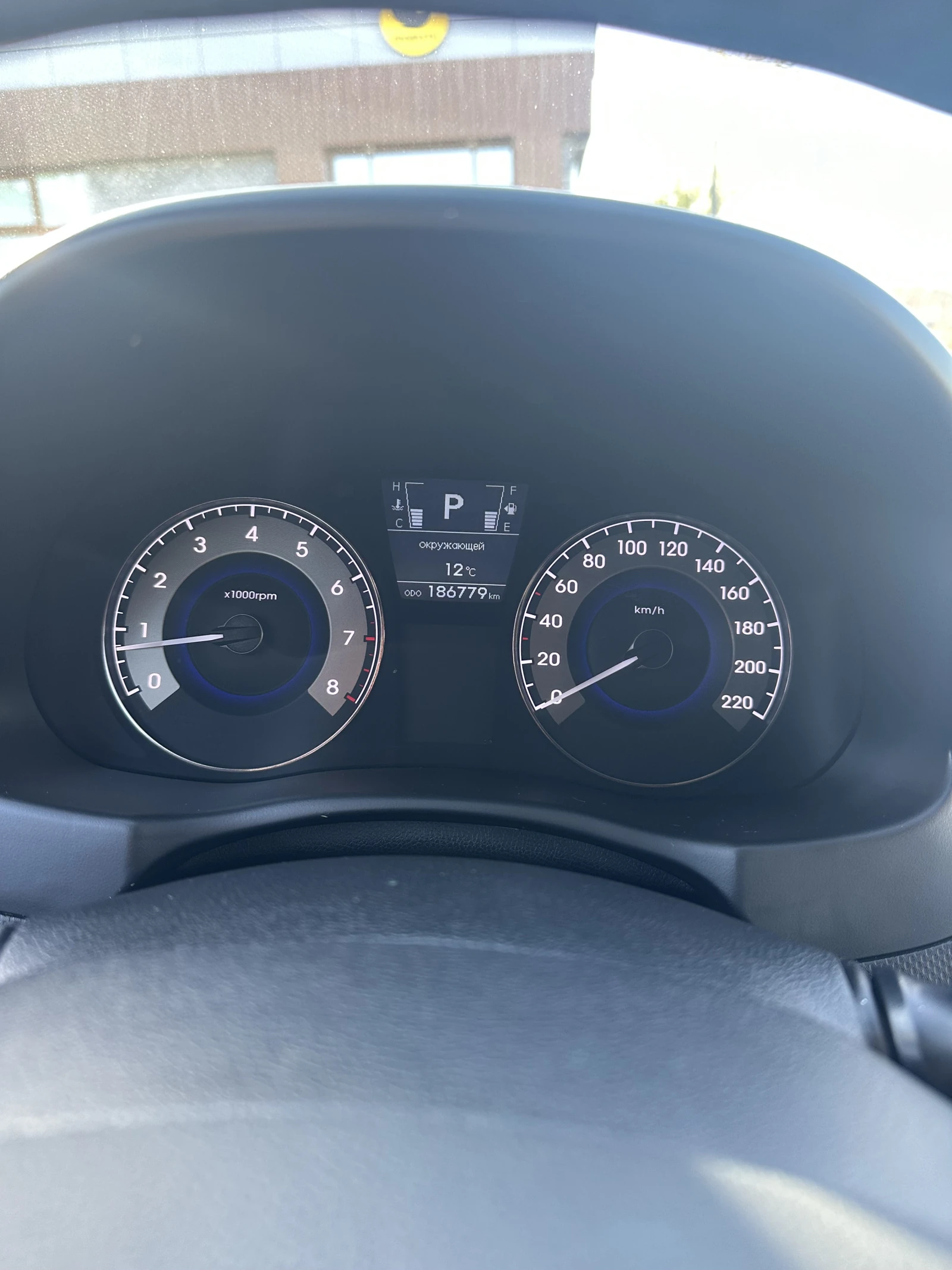 Hyundai Solaris, 2011г, передний привод, автомат