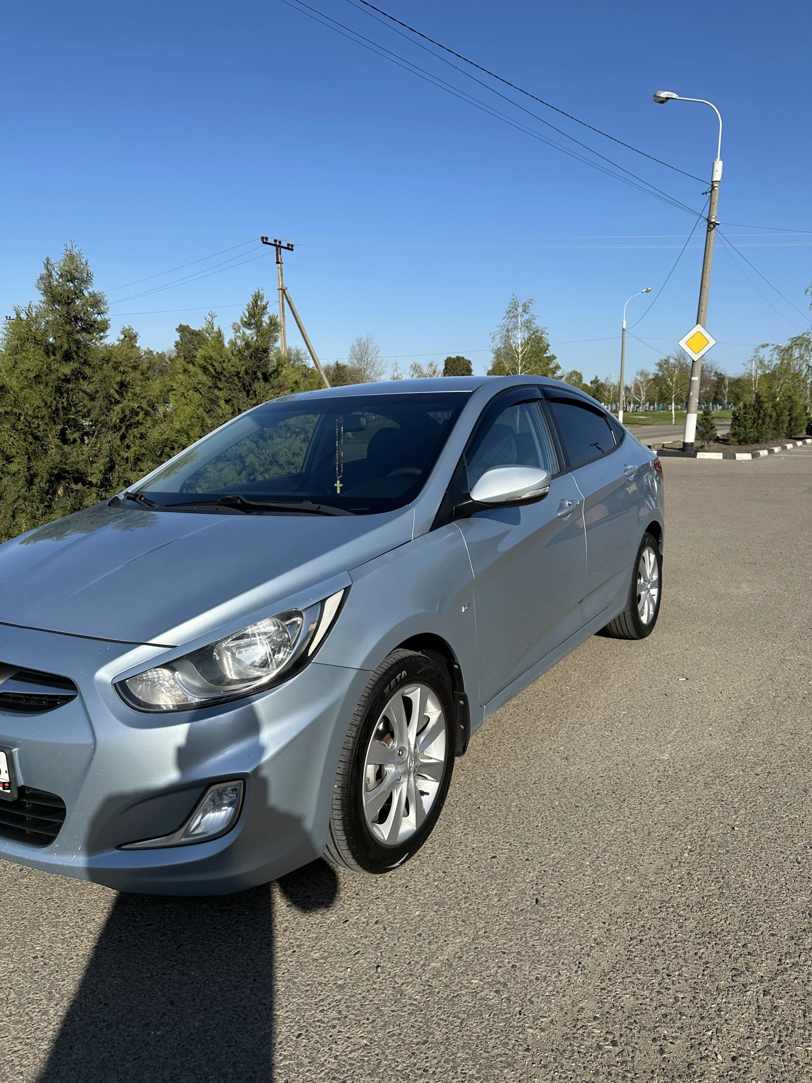 Hyundai Solaris, 2011г, передний привод, автомат
