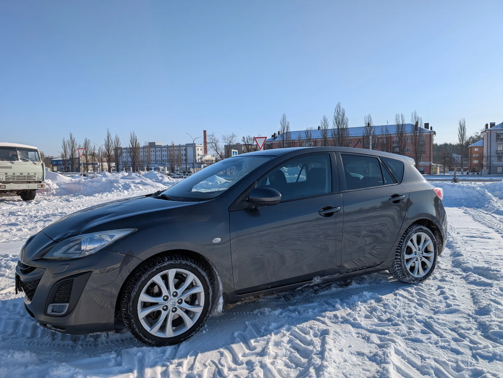 Mazda 3, 2009г, передний привод, механика