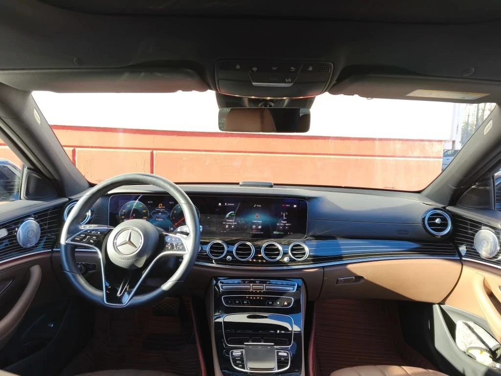 Mercedes-Benz E-Class, 2020г, задний привод, автомат