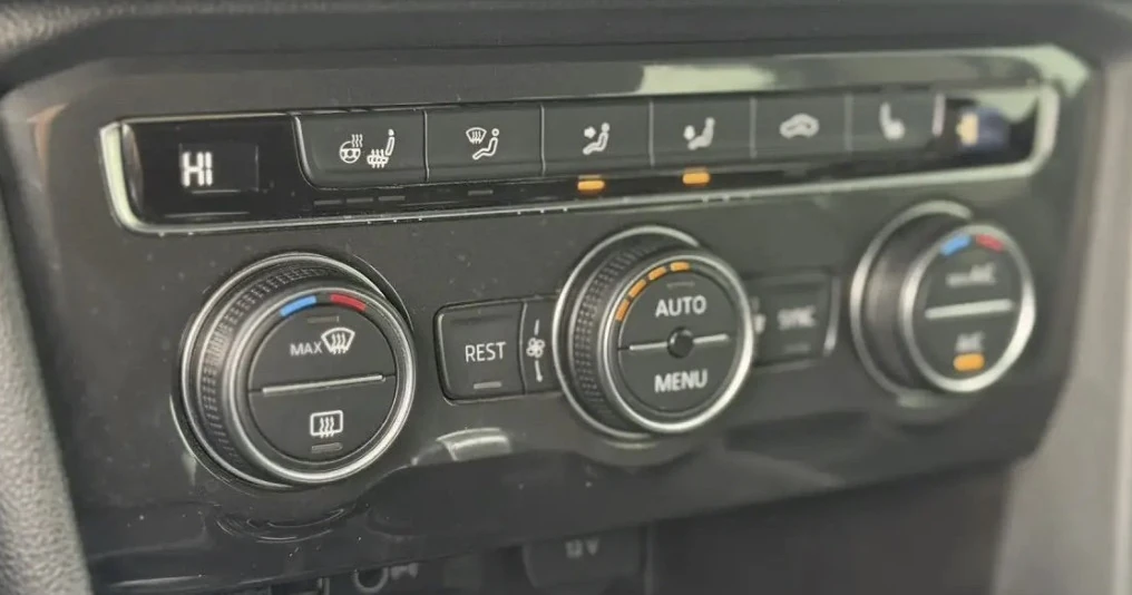 Volkswagen Tiguan, 2020г, полный привод, робот