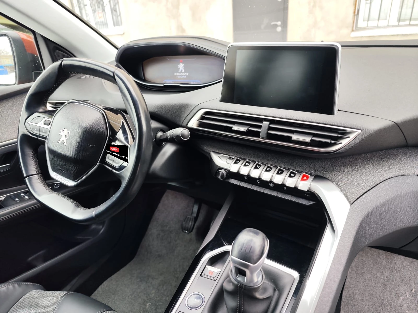 Peugeot 3008, 2018г, передний привод, механика