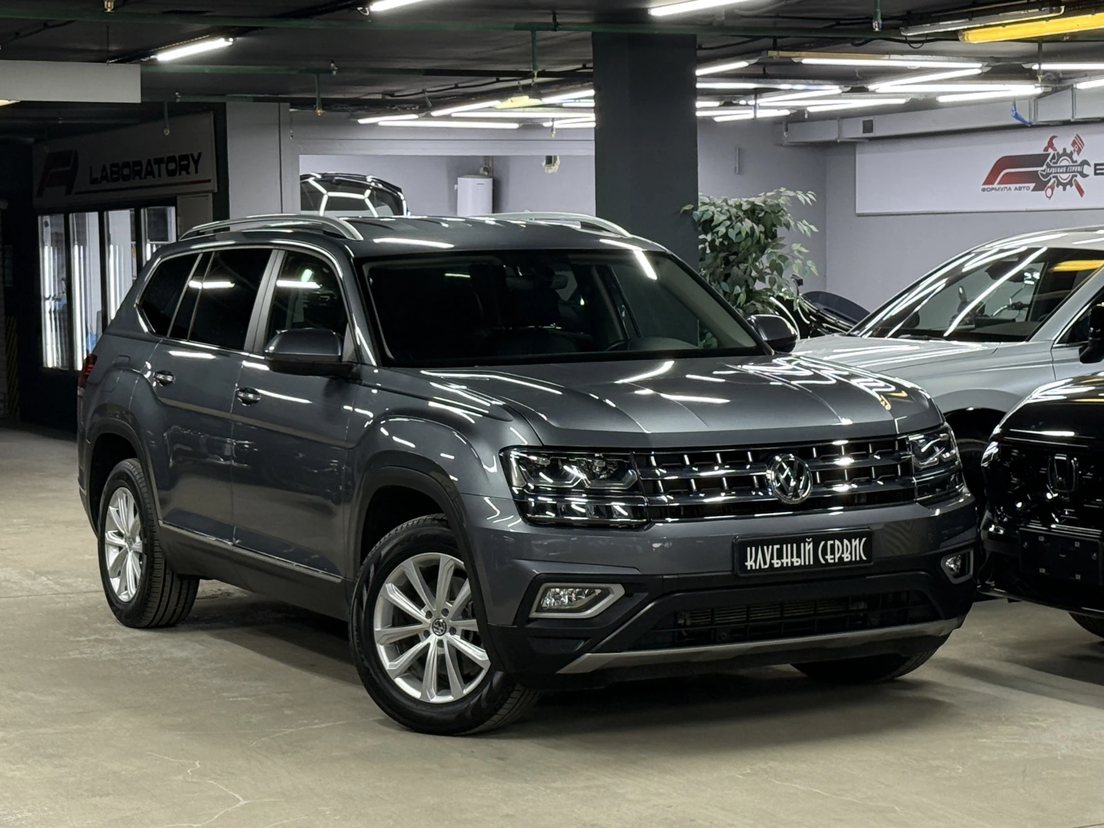 Volkswagen Teramont, 2018г, полный привод, автомат