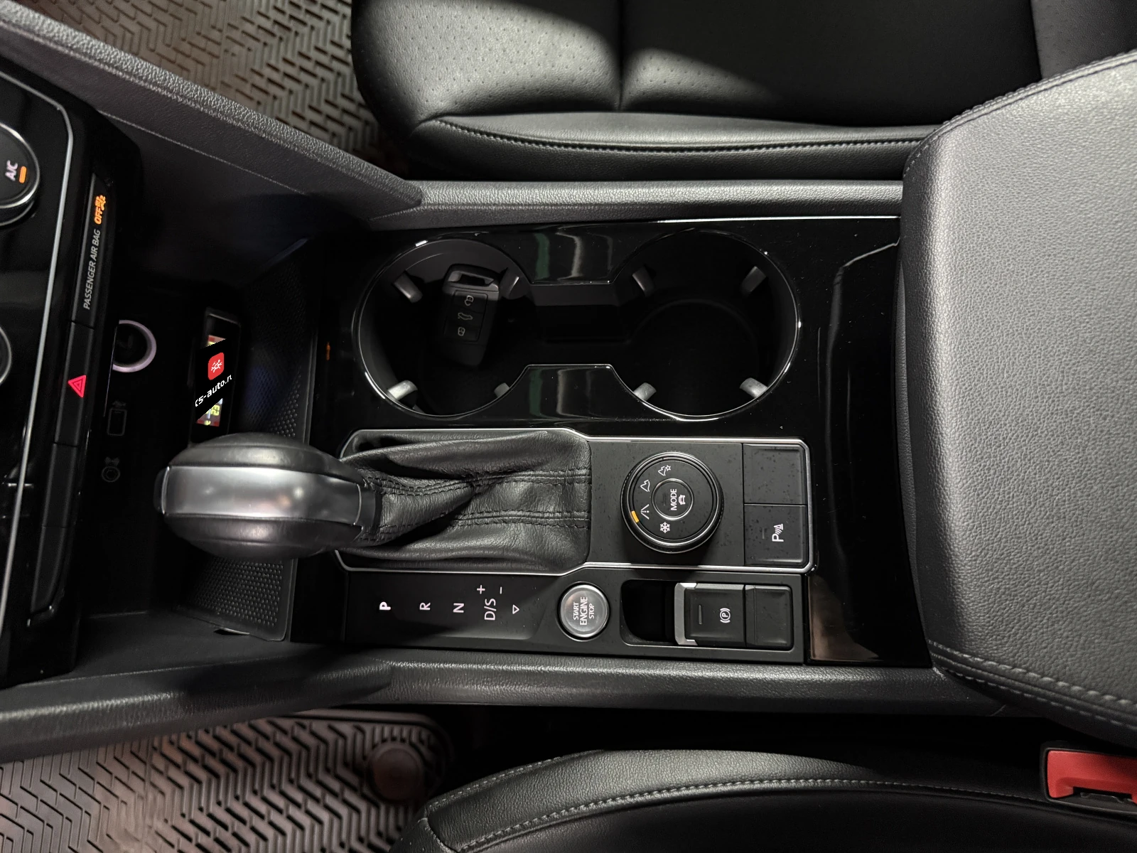 Volkswagen Teramont, 2018г, полный привод, автомат