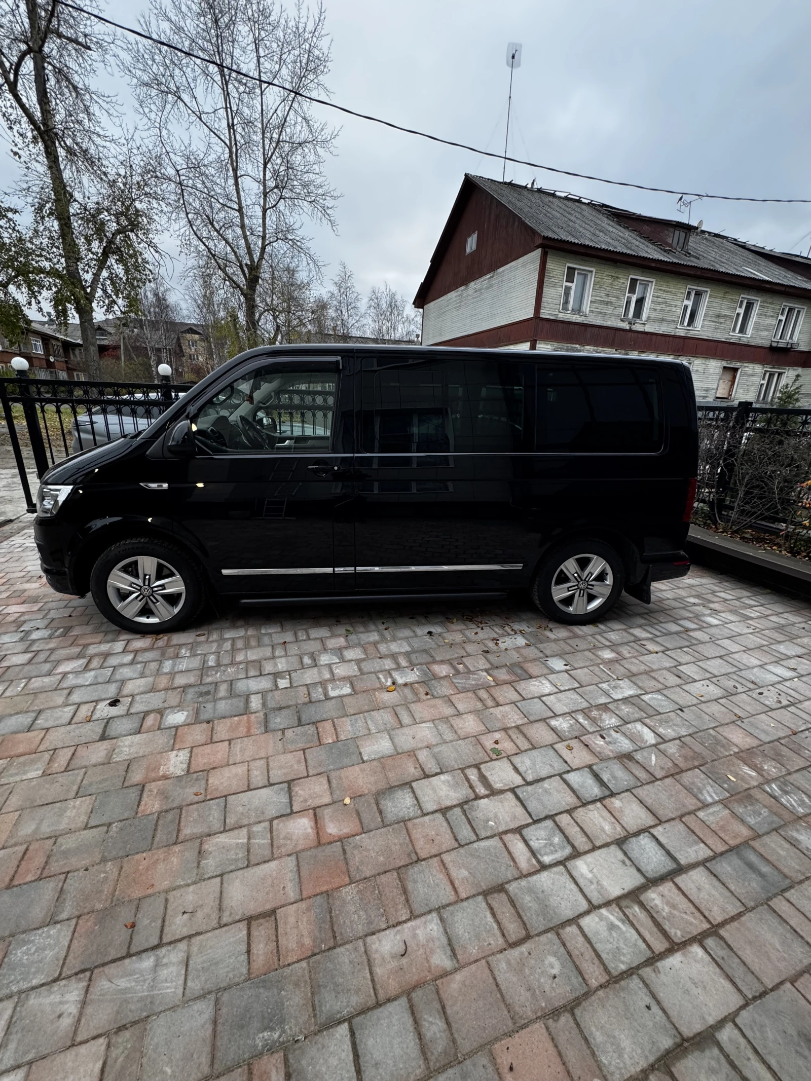 Volkswagen Multivan, 2019г, полный привод, робот