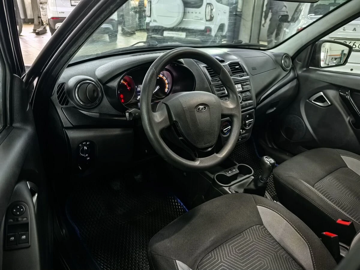 Lada (ВАЗ) Granta, 2022г, передний привод, механика