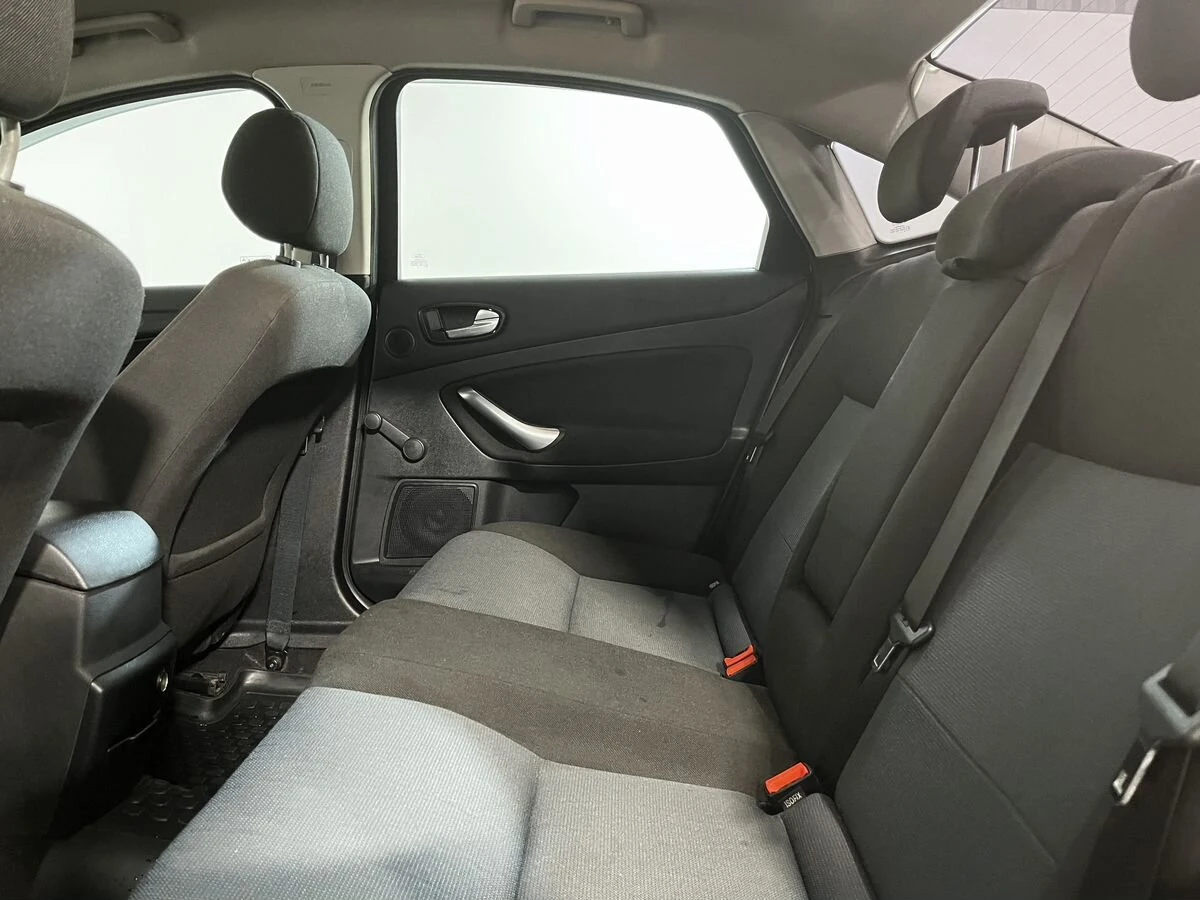 Ford Mondeo, 2008г, передний привод, механика