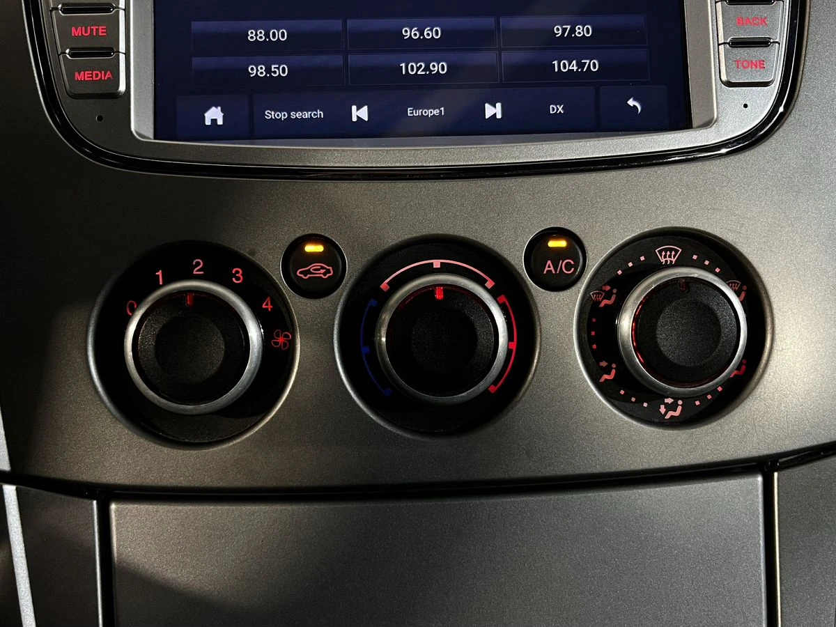 Ford Mondeo, 2008г, передний привод, механика