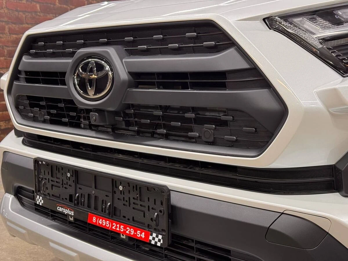 Toyota RAV4, 2025г, полный привод, вариатор