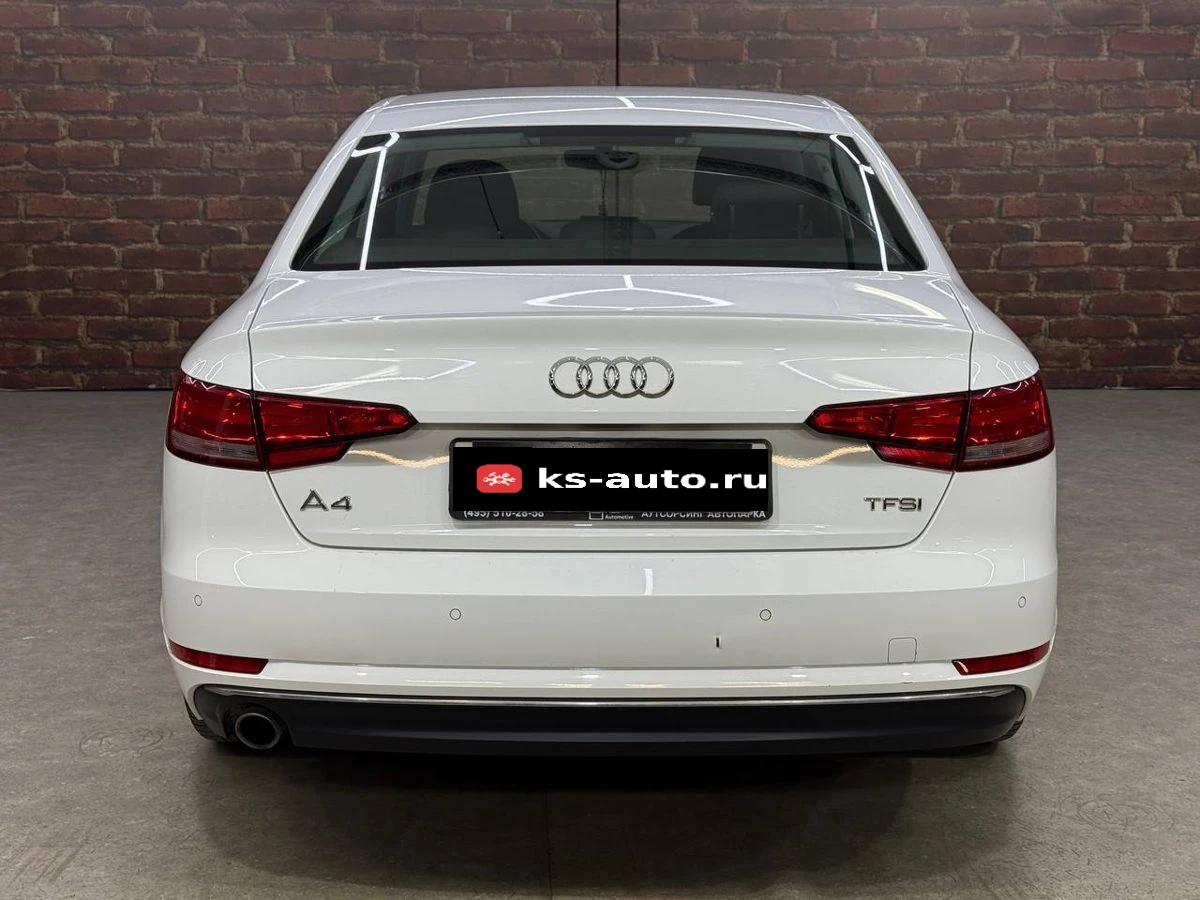 Audi A4, 2016г, передний привод, робот