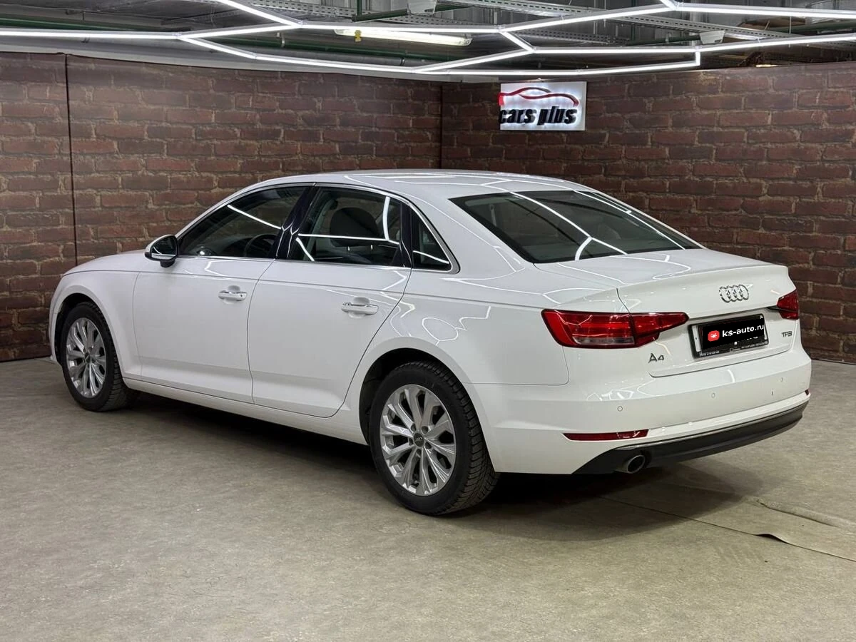 Audi A4, 2016г, передний привод, робот