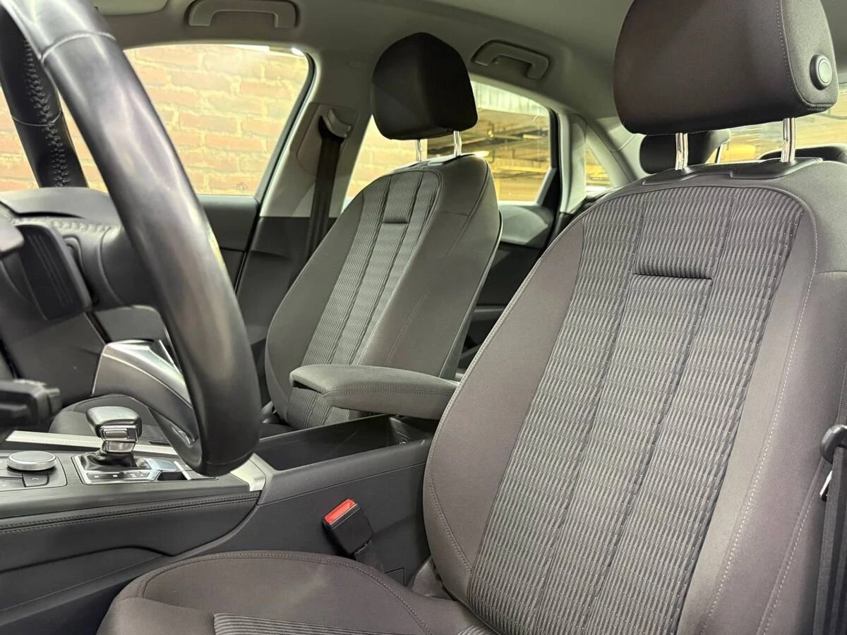Audi A4, 2016г, передний привод, робот