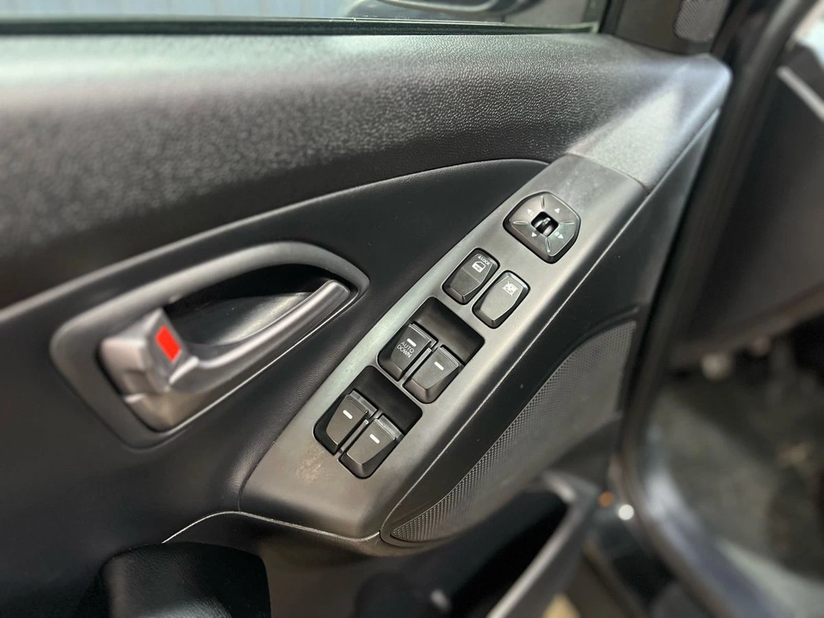 Hyundai ix35, 2013г, передний привод, механика