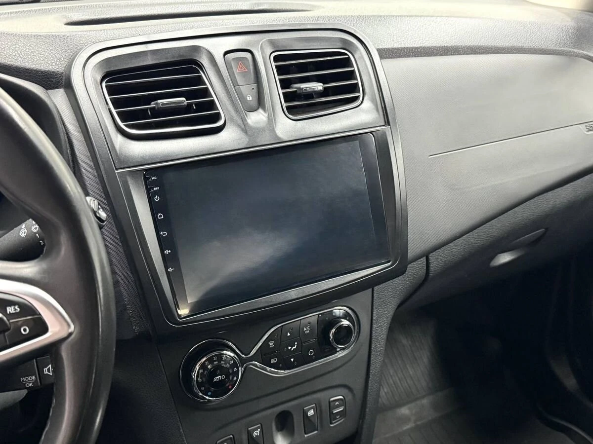 Renault Logan Stepway, 2020г, передний привод, механика