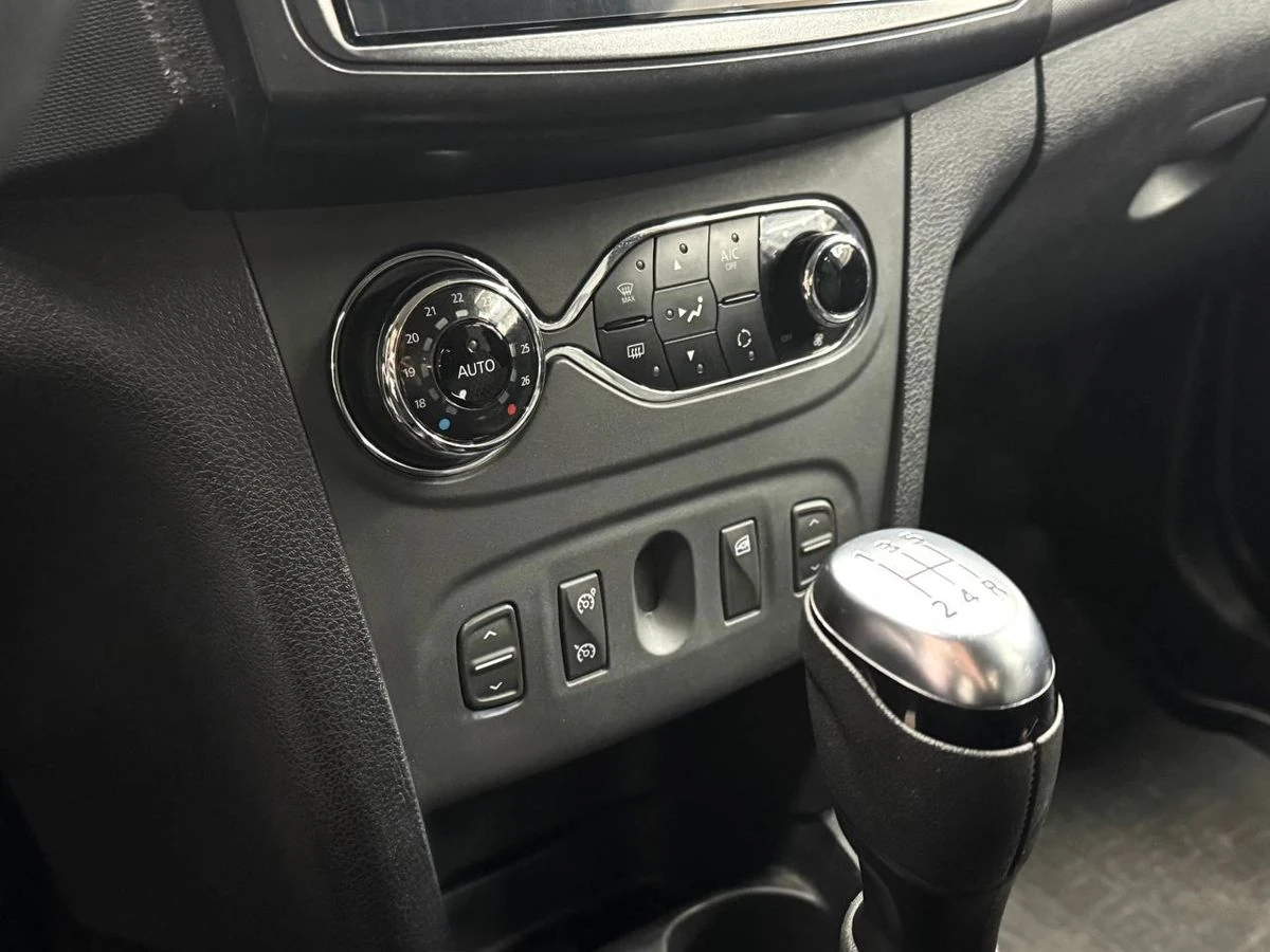 Renault Logan Stepway, 2020г, передний привод, механика