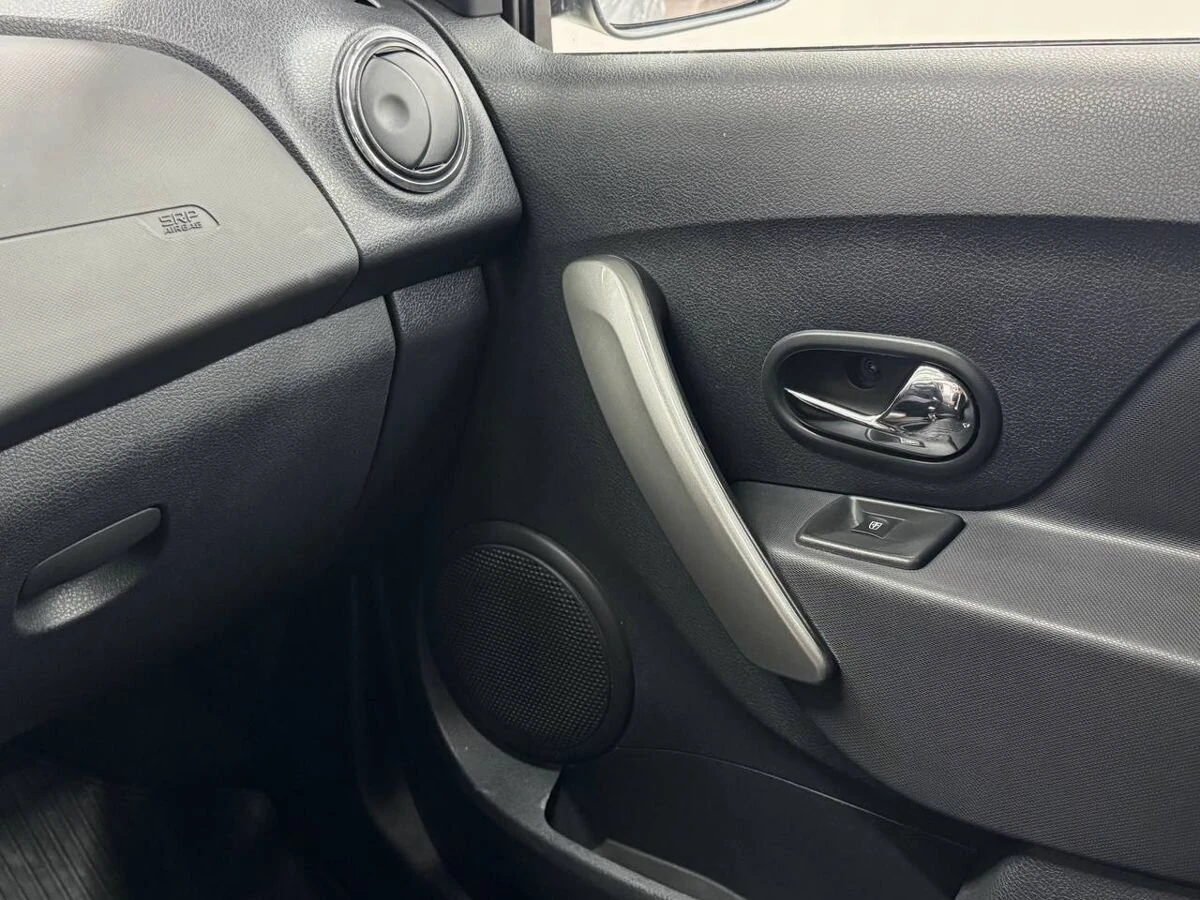 Renault Logan Stepway, 2020г, передний привод, механика