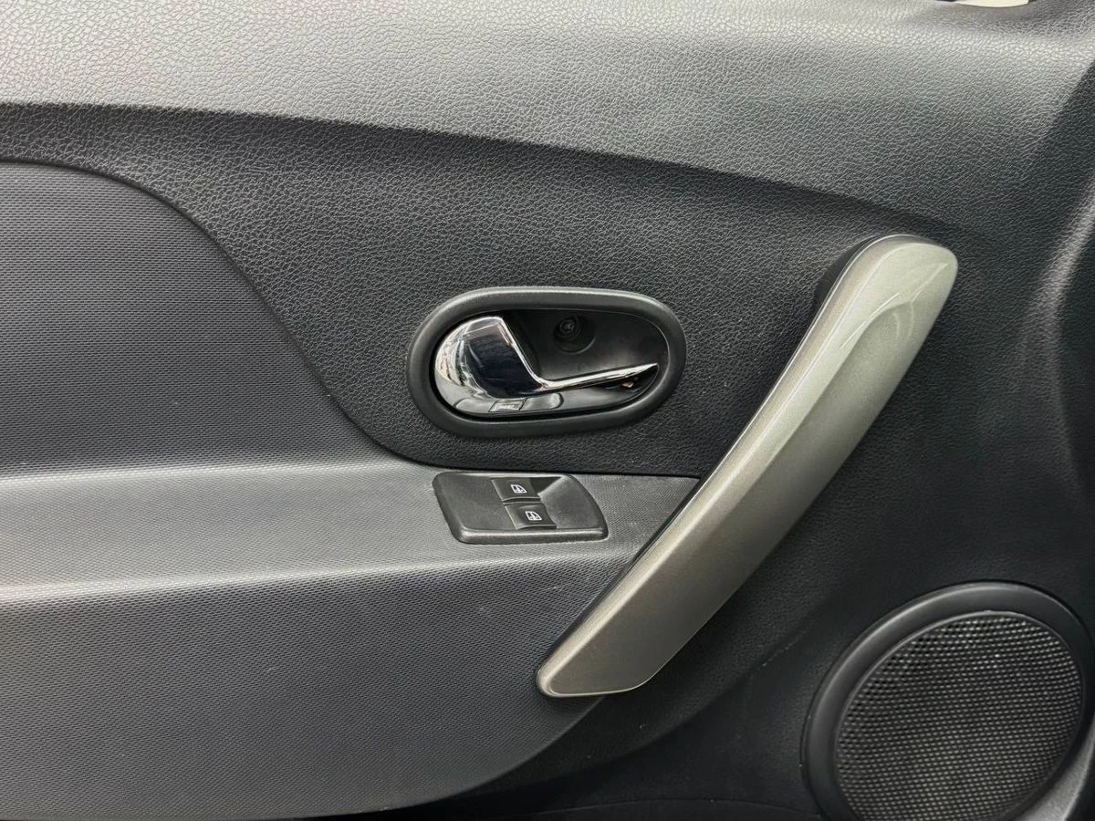 Renault Logan Stepway, 2020г, передний привод, механика