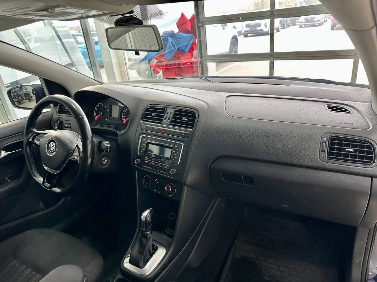 Volkswagen Polo, 2017г, передний привод, автомат