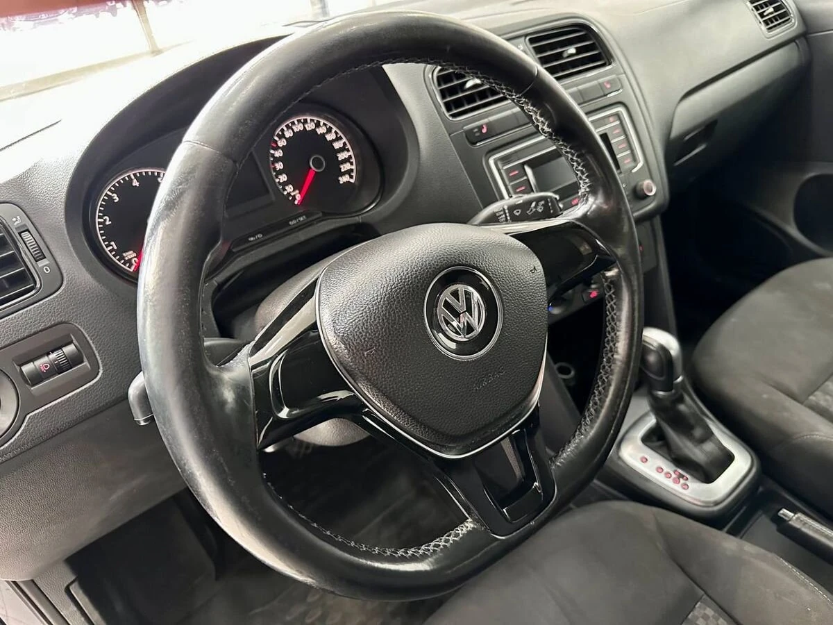 Volkswagen Polo, 2017г, передний привод, автомат