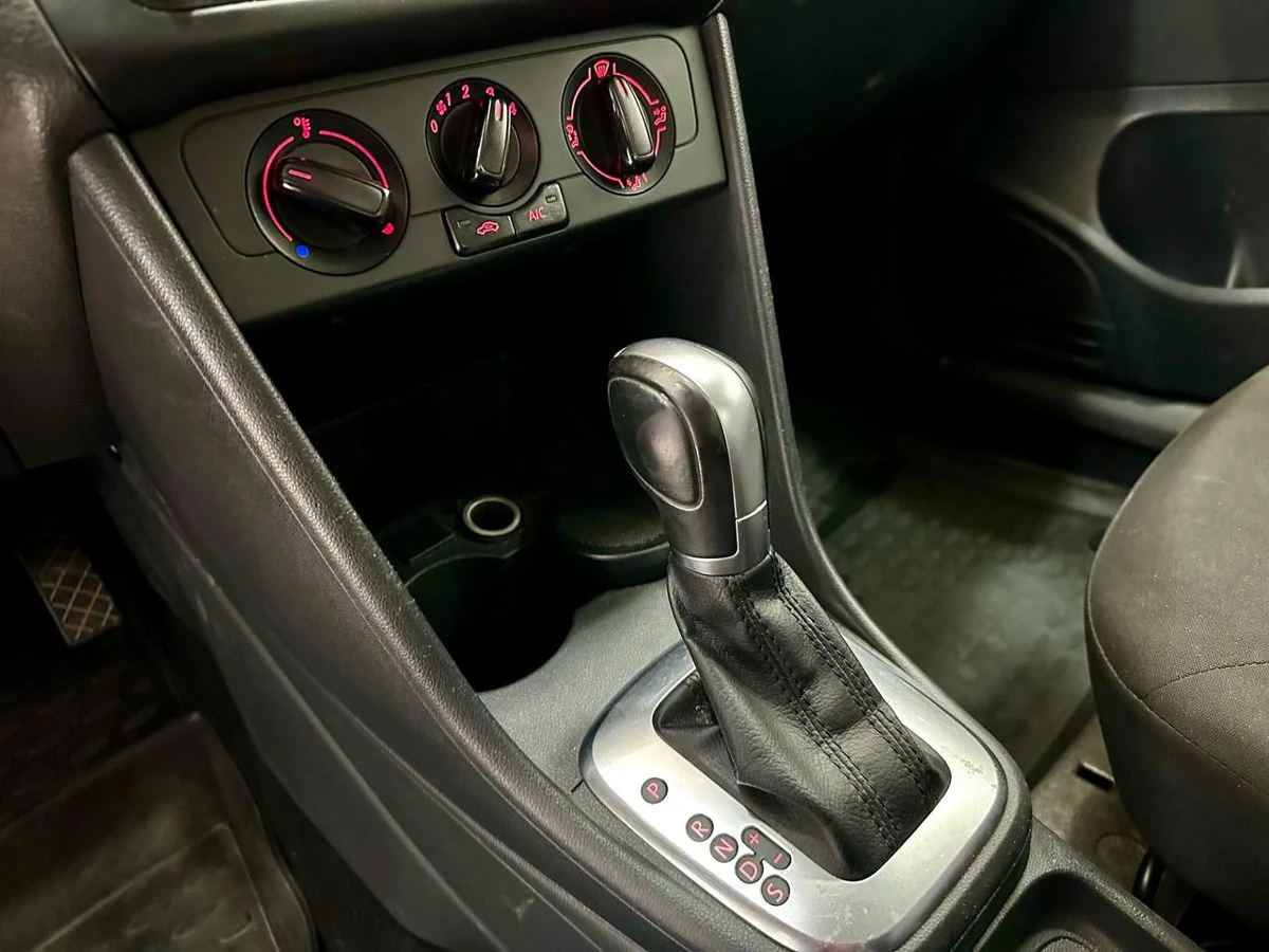 Volkswagen Polo, 2017г, передний привод, автомат