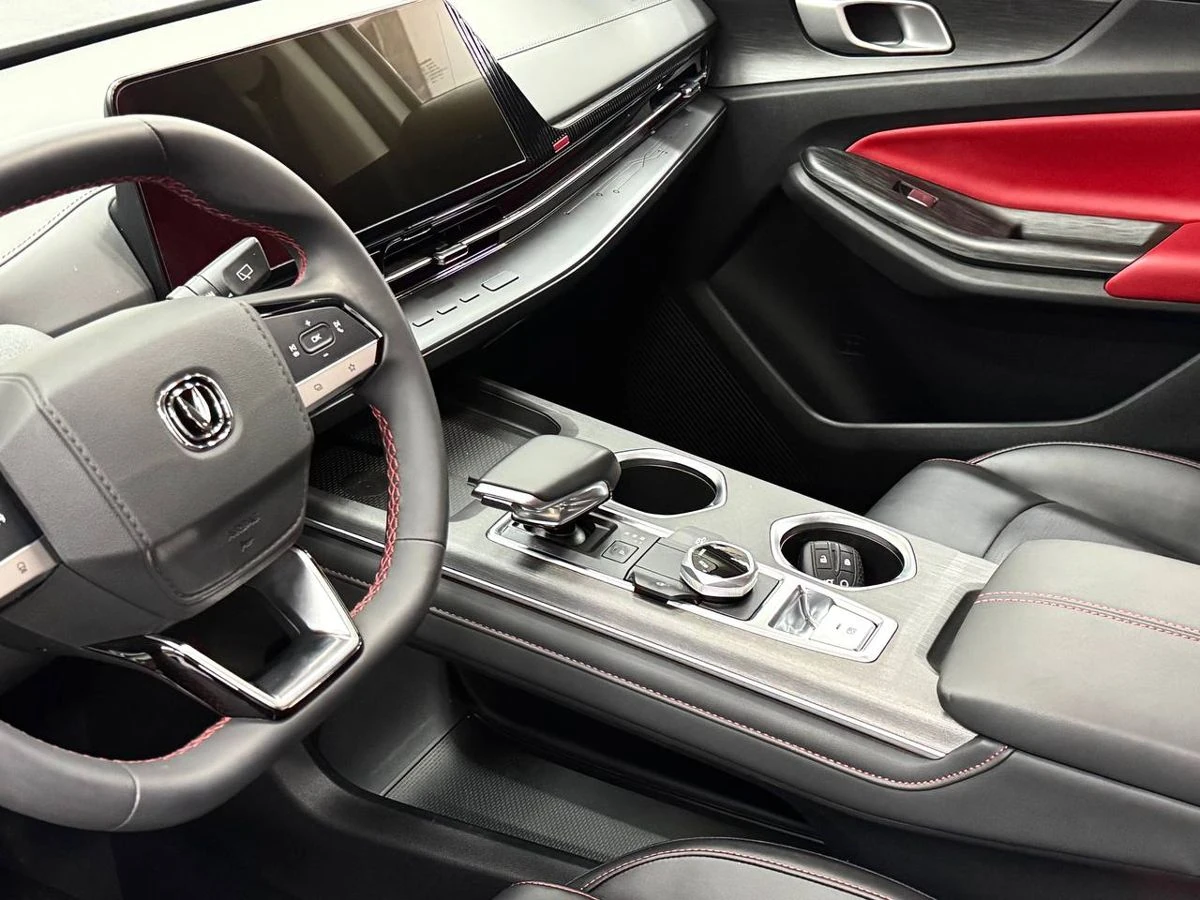 Changan CS55 Plus, 2024г, передний привод, робот